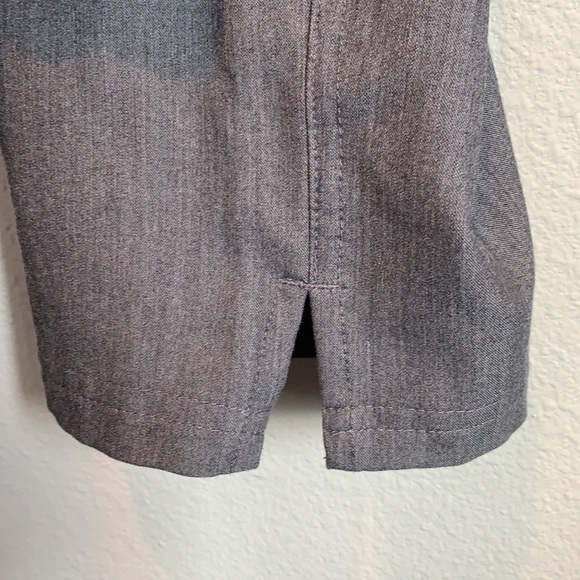 FIGS Yola Skinny Technical Collection Scrub Pants in Graphite Gray Size Medium - Picture 10 of 15
